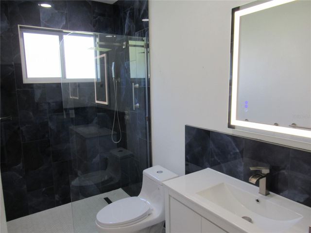 2449 COLUMBIA DR. 21, Clearwater, FL 33763