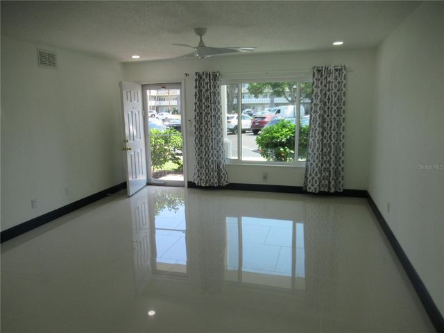 2449 COLUMBIA DR. 21, Clearwater, FL 33763
