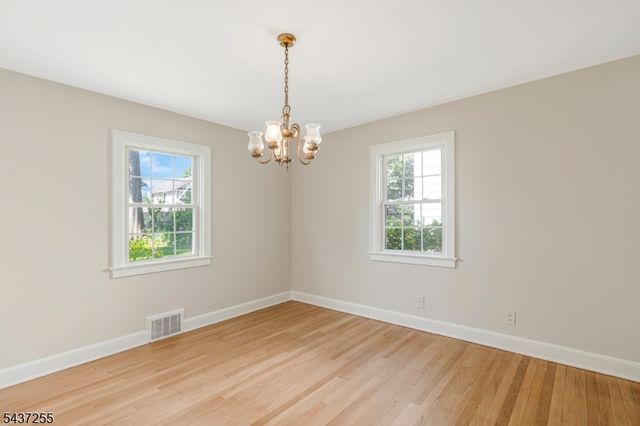 28 E Young St, Somerville Boro, NJ 08876