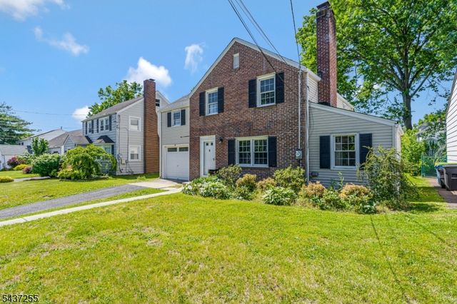 28 E Young St, Somerville Boro, NJ 08876