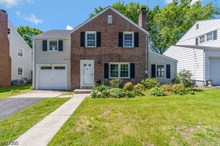 28 E Young St, Somerville Boro, NJ 08876