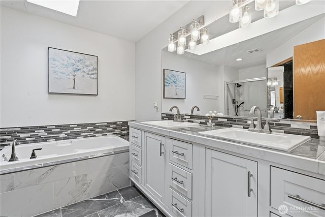 4108 NE 7th Street, Renton, WA 98059