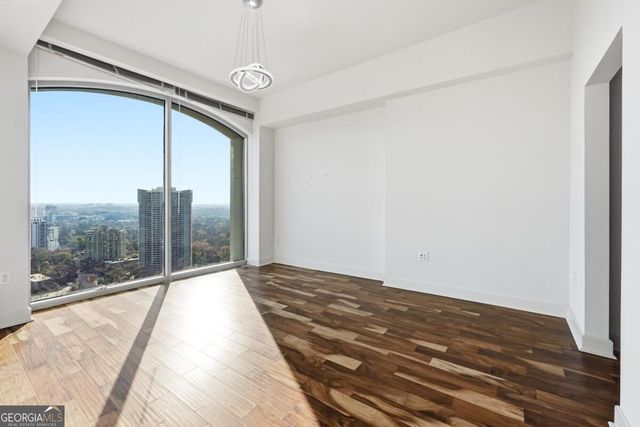 2795 Peachtree Road NE 2604, Atlanta, GA 30305