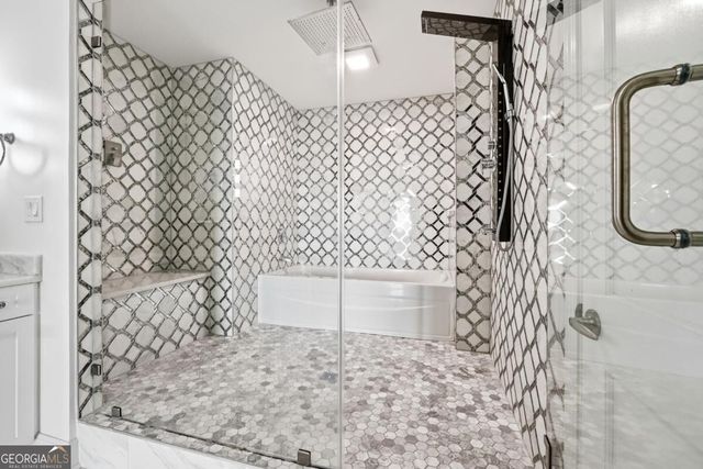 2795 Peachtree Road NE 2604, Atlanta, GA 30305