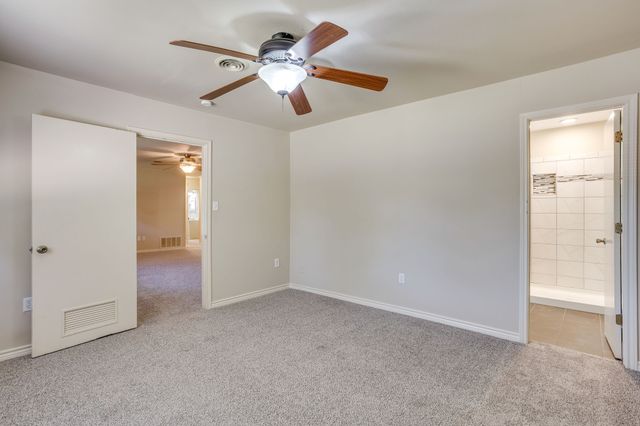 1325 W Water Street, Weatherford, TX 76086