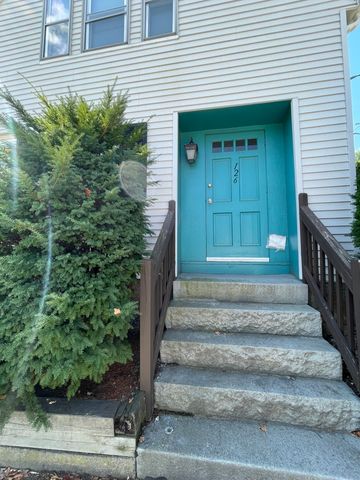 126 Lowell St F, Peabody, MA 01960