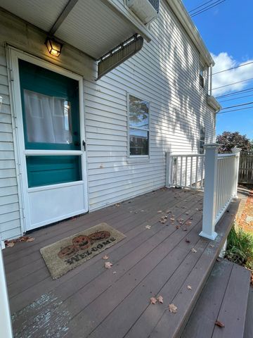 126 Lowell St F, Peabody, MA 01960