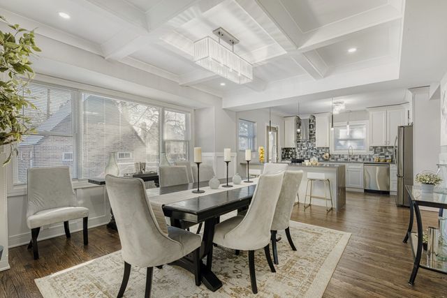 9001 S Claremont Avenue, Chicago, IL 60643