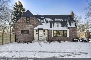 9001 S Claremont Avenue, Chicago, IL 60643