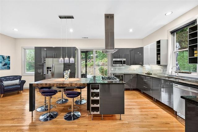 4812 Lake Forrest Drive, Sandy Springs, GA 30342