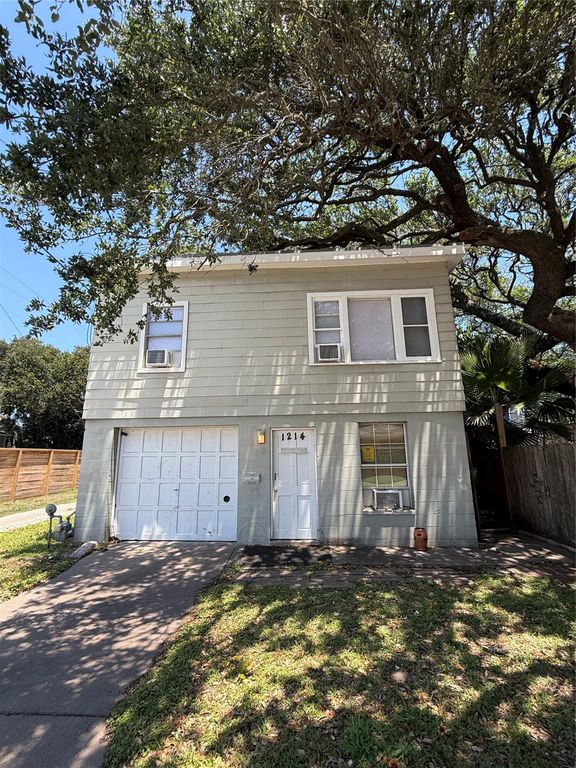 1214 14th Street, Galveston, TX 77550