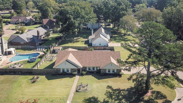 2368 BRACHTON AVE, Germantown, TN 38139