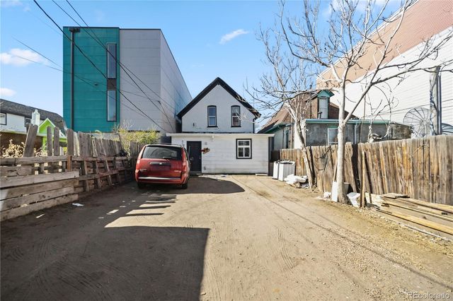 3132 N Downing Street, Denver, CO 80205