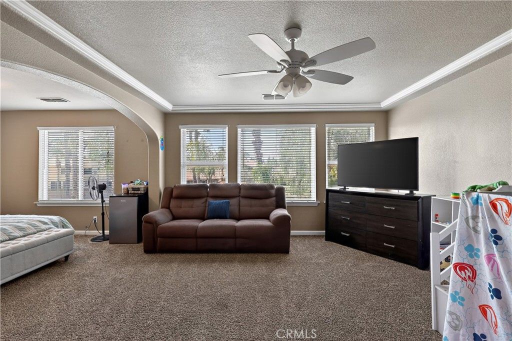 Image 25 of property listing at 11437 Mirage Drive, Chowchilla, CA 93610