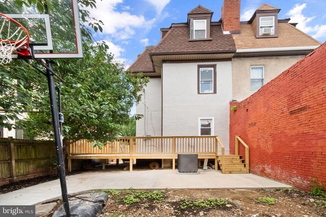 302 W EARLHAM TER, Philadelphia, PA 19144