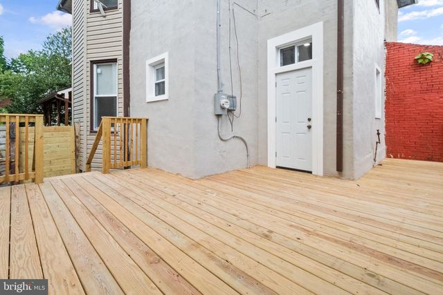 302 W EARLHAM TER, Philadelphia, PA 19144