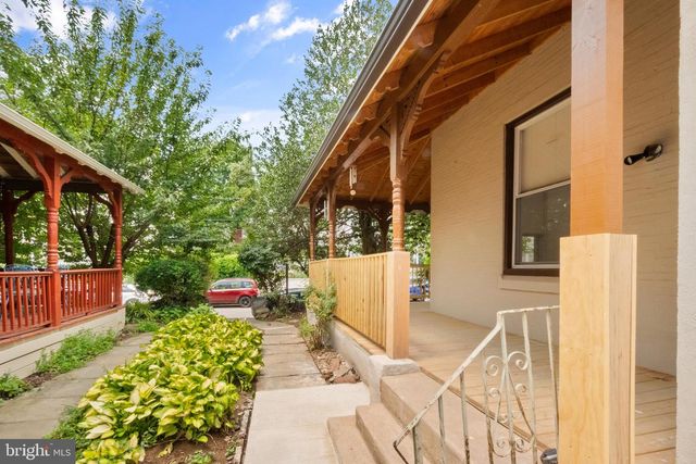 302 W EARLHAM TER, Philadelphia, PA 19144