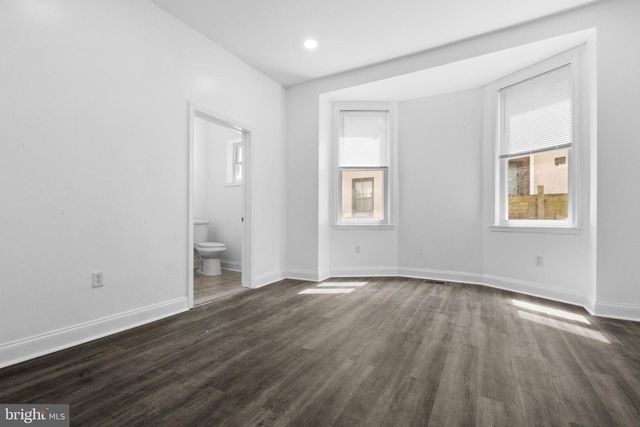 302 W EARLHAM TER, Philadelphia, PA 19144