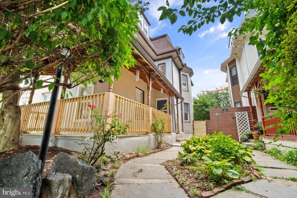 302 W EARLHAM TER, Philadelphia, PA 19144