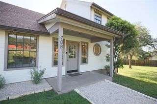 708 Cowal DR S, Spicewood, TX 78669