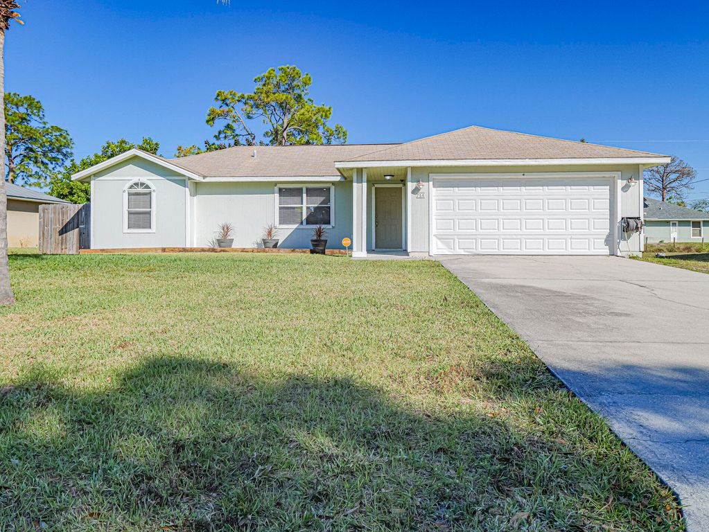 756 18th Place SW, Vero Beach, FL 32962