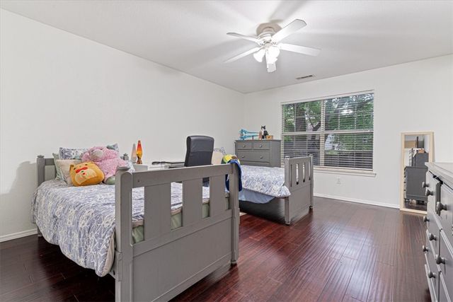 2793 N Raintree Drive, Fayetteville, AR 72703