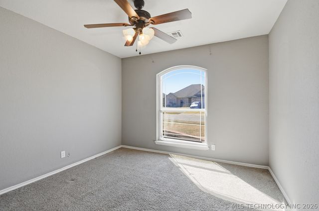 21195 E 39th Street S, Broken Arrow, OK 74014