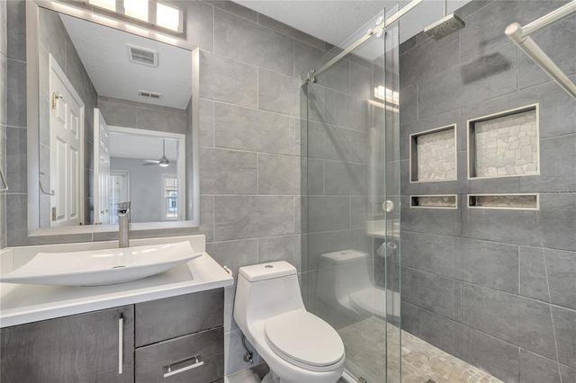 6524 SWISSCO DRIVE 1028, Orlando, FL 32822