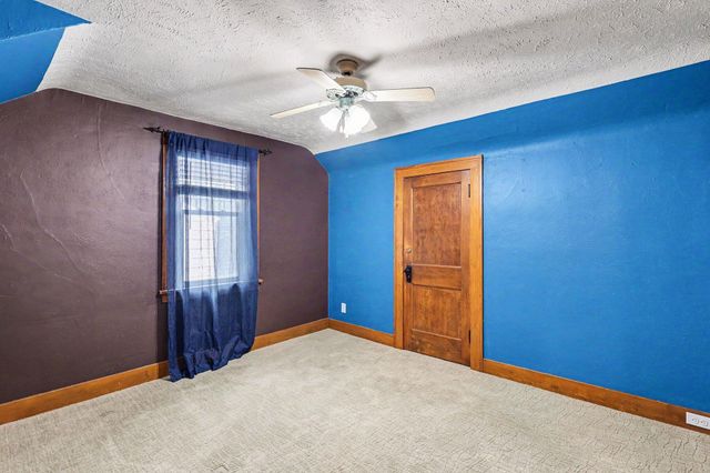 293 W 20th Street, Holland, MI 49423