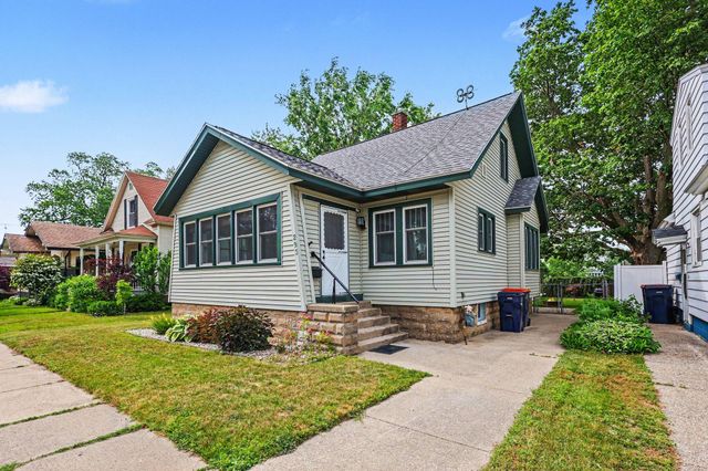 293 W 20th Street, Holland, MI 49423