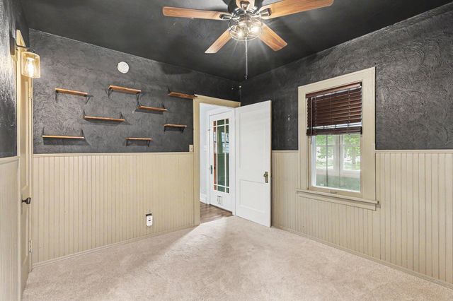 293 W 20th Street, Holland, MI 49423