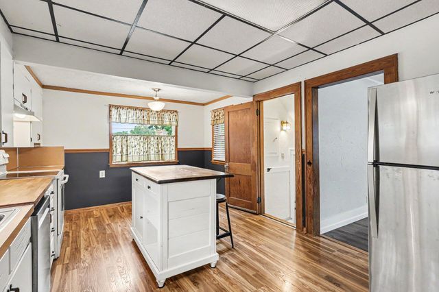 293 W 20th Street, Holland, MI 49423