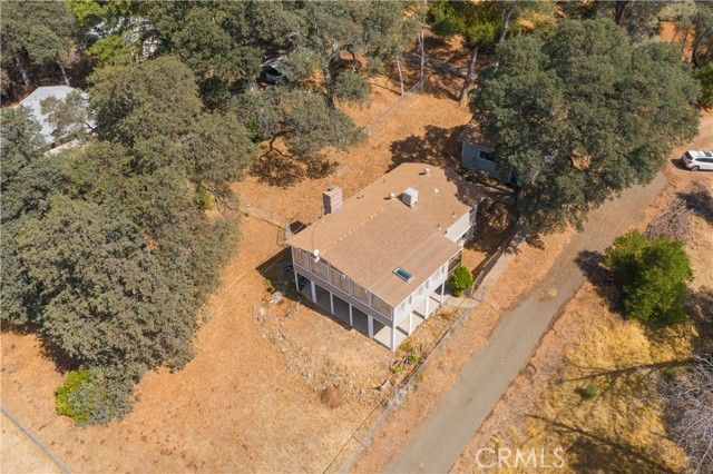 9085 Leila Dr, Glenhaven, CA 95443