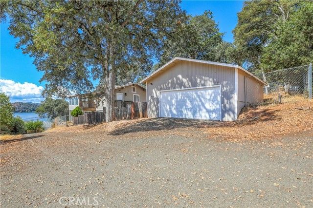 9085 Leila Dr, Glenhaven, CA 95443