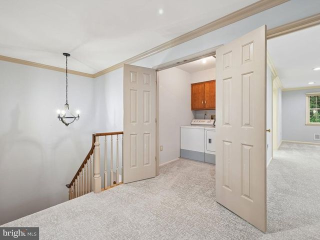142 FOXWOOD DR, Moorestown, NJ 08057