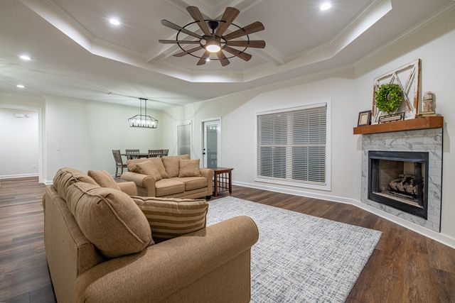 104 Georgetown Avenue, Enterprise, AL 36330