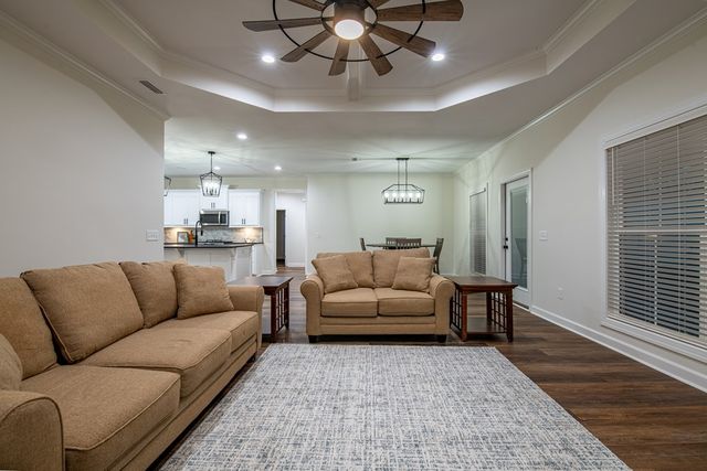 104 Georgetown Avenue, Enterprise, AL 36330