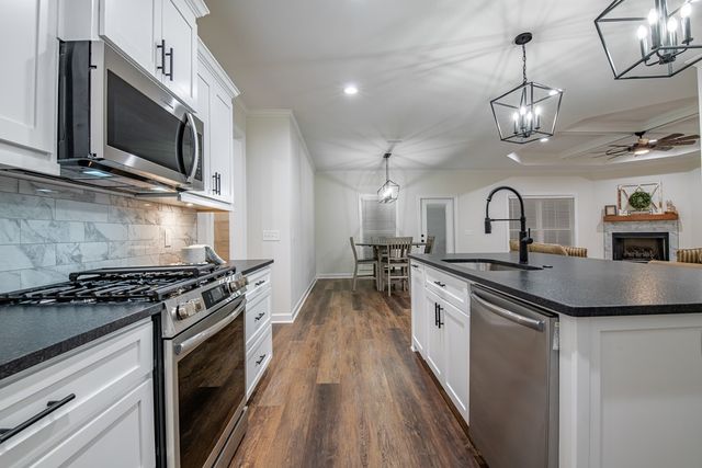 104 Georgetown Avenue, Enterprise, AL 36330