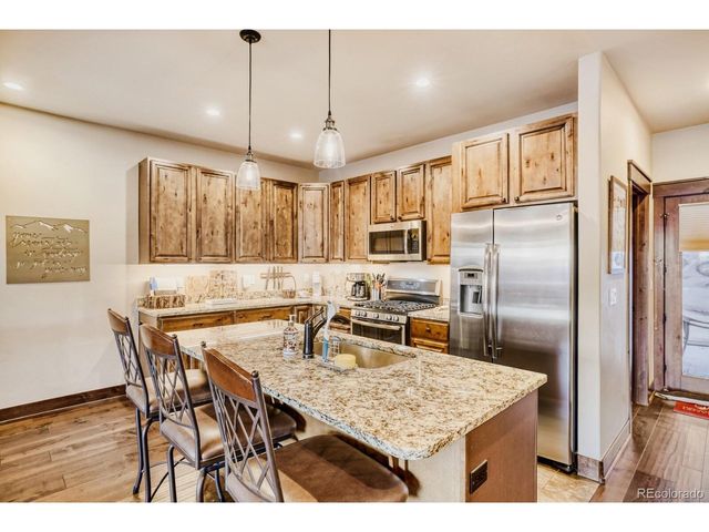 852 Independence Rd, Dillon, CO 80435