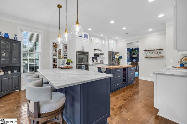 202 N Links Crossing, Ninety Six, SC 29666