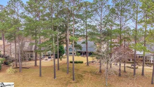 202 N Links Crossing, Ninety Six, SC 29666