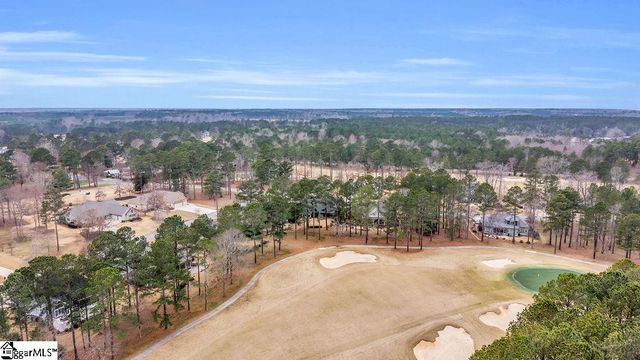 202 N Links Crossing, Ninety Six, SC 29666