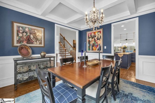 202 N Links Crossing, Ninety Six, SC 29666