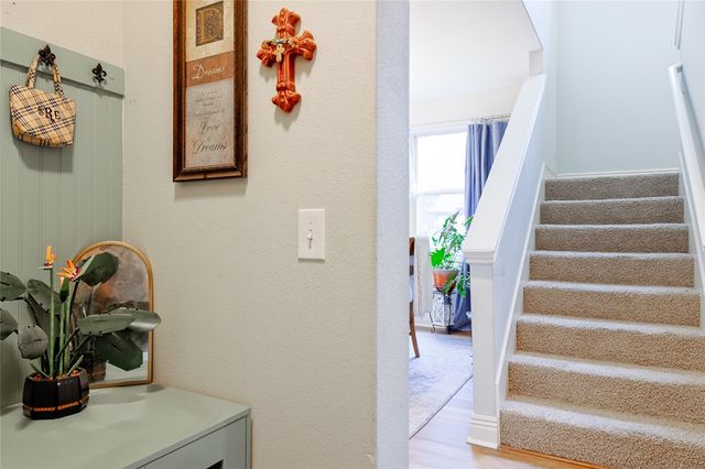 1540 Coopers Cove Cove, Fayetteville, AR 72701