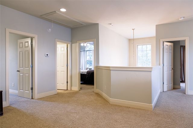 1540 Coopers Cove Cove, Fayetteville, AR 72701