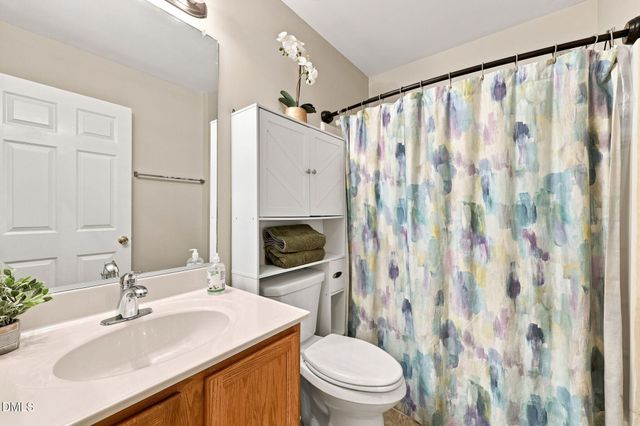 8640 Neuse Landing Lane 107, Raleigh, NC 27616