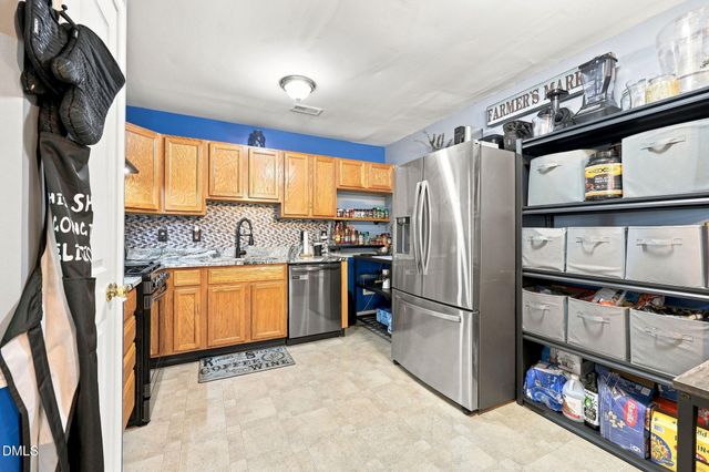 8640 Neuse Landing Lane 107, Raleigh, NC 27616