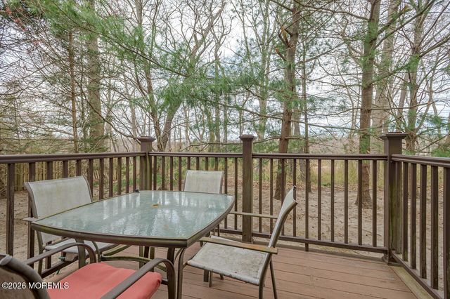 128 Heron Court, Manalapan, NJ 07726