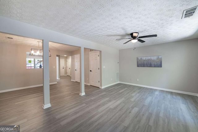 3017 Waldrop Circle, Decatur, GA 30034