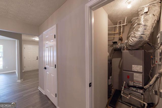 3017 Waldrop Circle, Decatur, GA 30034